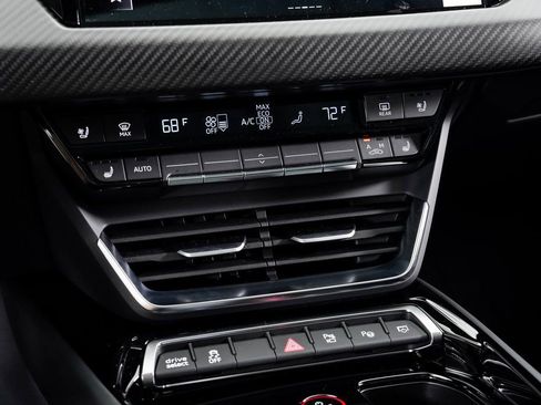 New 2026 Audi S e-tron GT Premium Plus AWD/4WD image 18