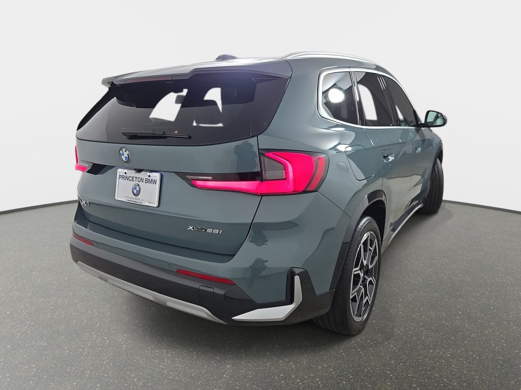 Certified 2026 BMW X1 xDrive28i w/ Technology Package AWD/4WD image 35