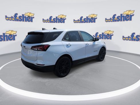 Certified 2024 Chevrolet Equinox LS w/ LS Convenience Package FWD image 8