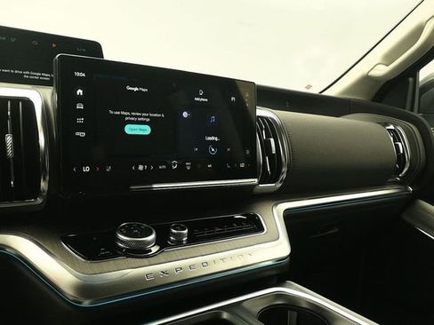 New 2026 Ford Expedition Platinum image 14