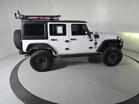 Used 2015 Jeep Wrangler Unlimited Sport image 6