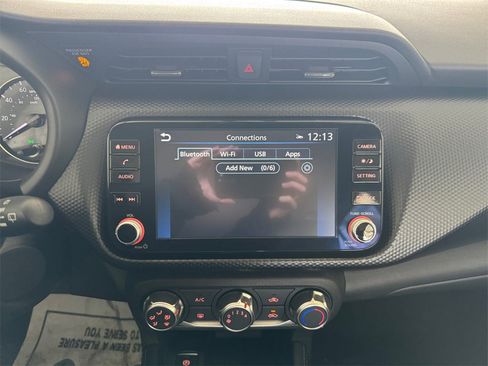 Used 2024 Nissan Kicks SV image 19