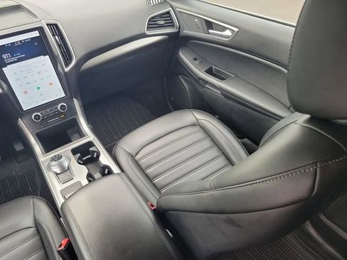 Certified 2024 Ford Edge SEL w/ Convenience Package image 29
