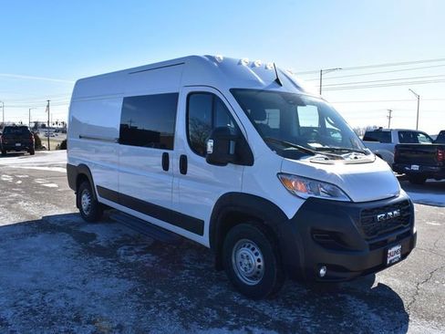 New 2026 RAM ProMaster 2500 w/ Crew Van Package image 5
