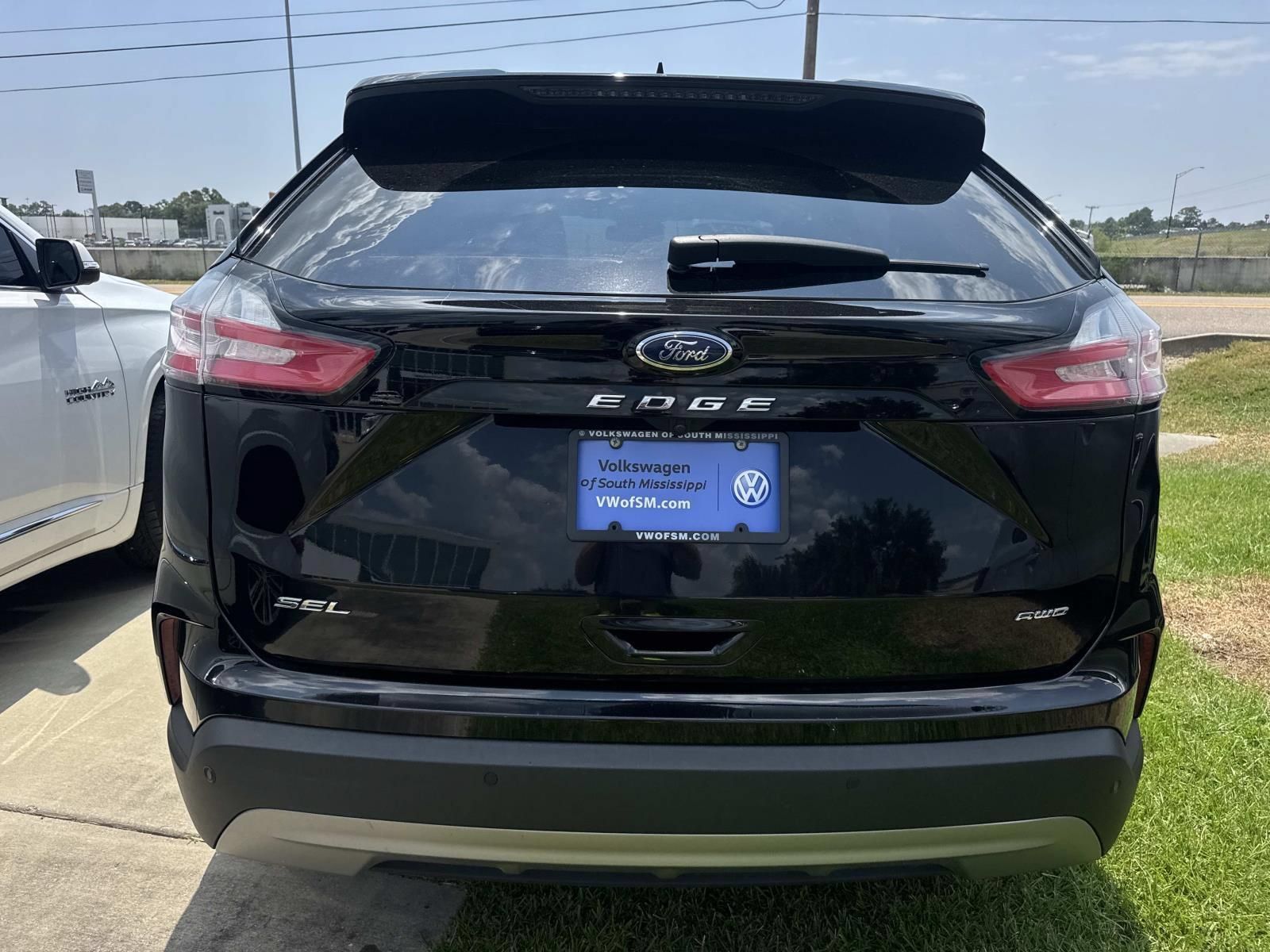 Used 2024 Ford Edge SEL AWD/4WD image 6