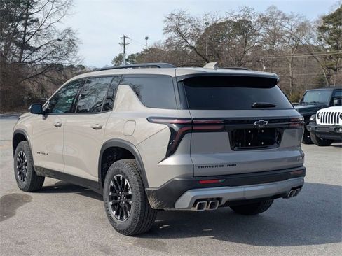 New 2026 Chevrolet Traverse Z71 image 4