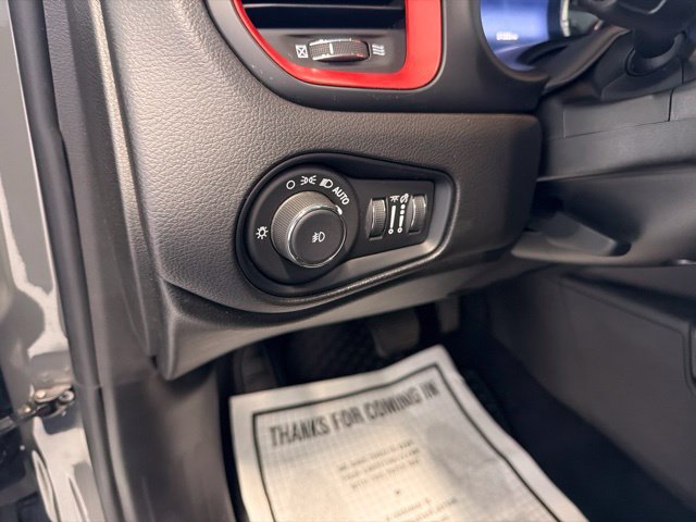 Used 2021 Jeep Renegade Trailhawk w/ Sun & Sound Group AWD/4WD image 19