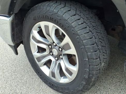 Used 2019 RAM 1500 Laramie Longhorn AWD/4WD image 16