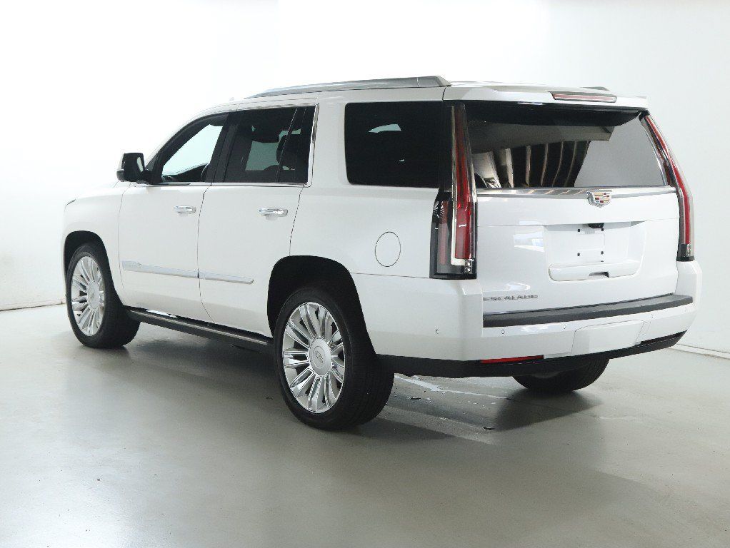 Used 2020 Cadillac Escalade Platinum AWD/4WD image 46