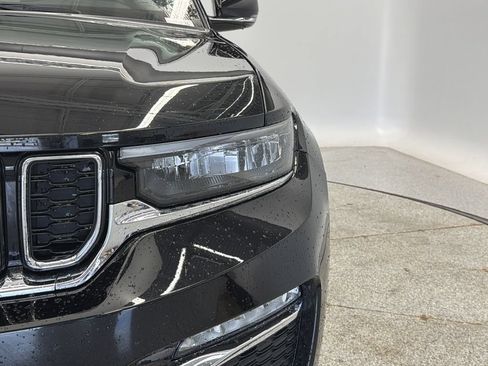 Certified 2023 Jeep Grand Cherokee Limited AWD/4WD image 6
