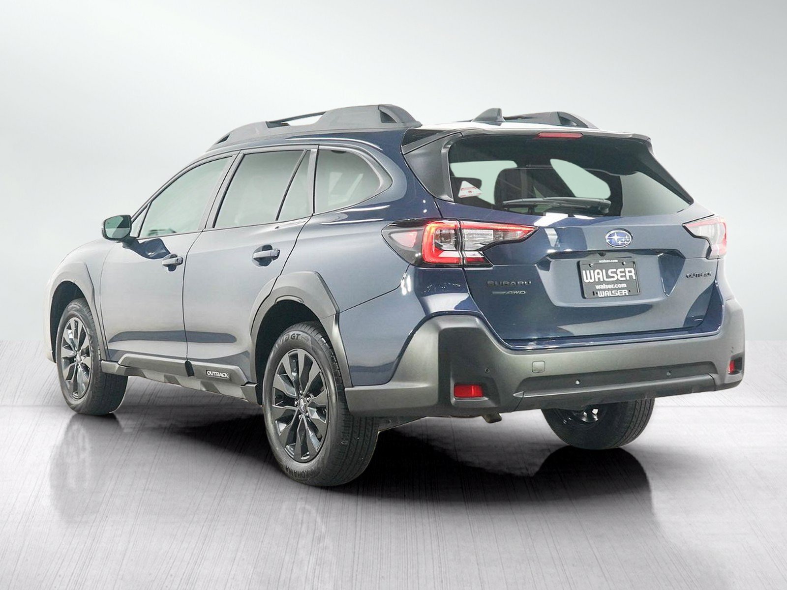 Used 2024 Subaru Outback Onyx Edition AWD/4WD image 3