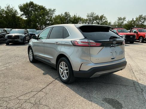 Used 2022 Ford Edge SEL AWD/4WD image 3