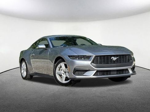 Used 2026 Ford Mustang Premium RWD image 2
