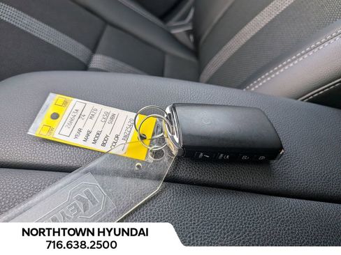 Used 2024 MAZDA CX-50 AWD 2.5 S w/ Weather Package image 19