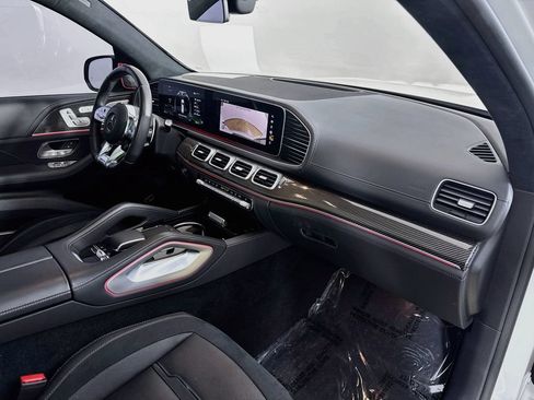 Used 2022 Mercedes-Benz GLS 63 AMG 4MATIC image 32