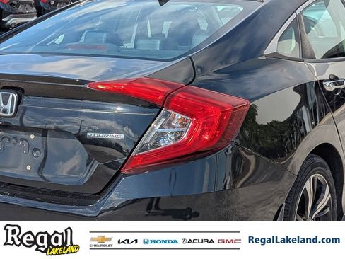 Used 2016 Honda Civic Touring image 7