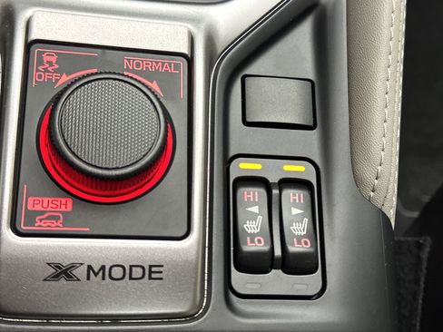 Used 2024 Subaru Forester Premium image 35