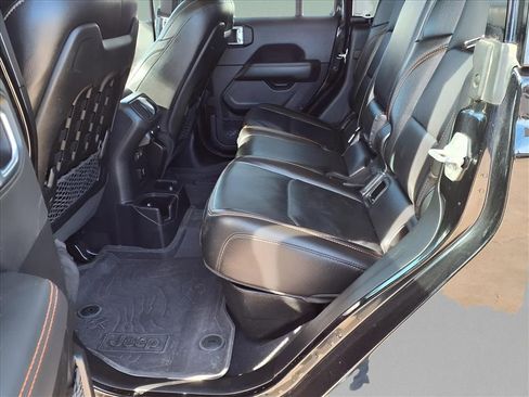 Used 2023 Jeep Gladiator Mojave w/ Cold Weather Group image 22