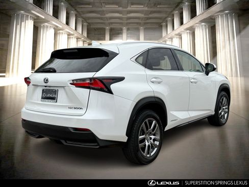 Used 2015 Lexus NX 300h AWD image 4