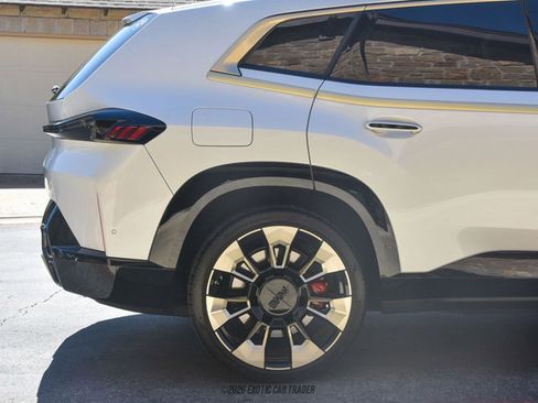 Used 2024 BMW XM w/ M Driver's Package image 10