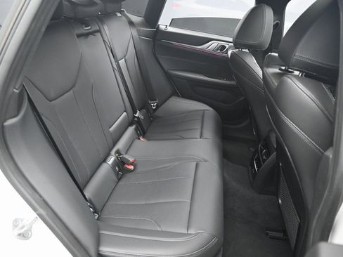 Used 2022 BMW i4 eDrive40 w/ Premium Package image 34