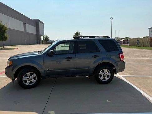 Used 2011 Ford Escape 4WD Hybrid image 6