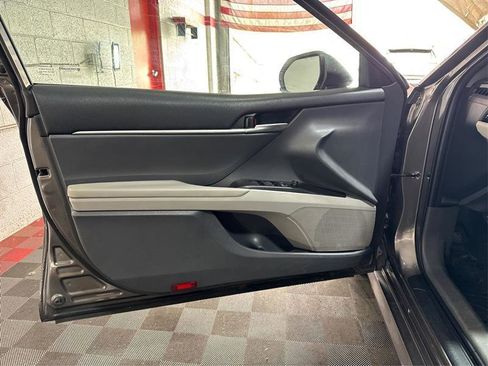 Used 2023 Toyota Camry LE FWD image 18