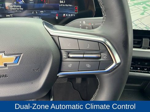 Used 2026 Chevrolet Equinox LT w/ Convenience Package II AWD/4WD image 25