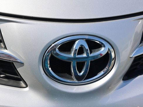 Used 2015 Toyota RAV4 XLE image 6