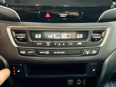 Used 2023 Honda Ridgeline RTL-E image 14