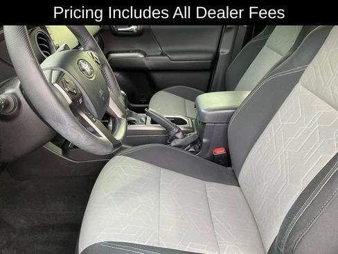 Used 2023 Toyota Tacoma TRD Off-Road w/ Technology Package RWD image 5