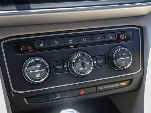 Used 2019 Volkswagen Atlas SE FWD image 30