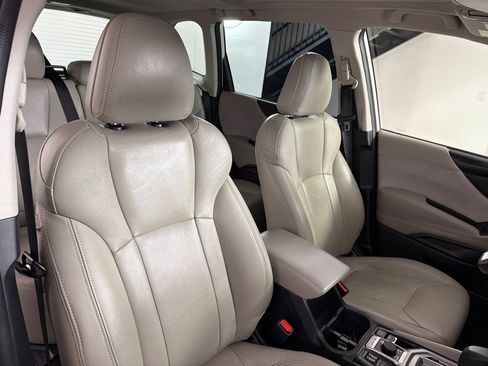 Used 2022 Subaru Forester Premium AWD/4WD image 26