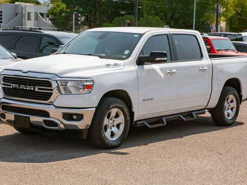 Used 2019 RAM 1500 Big Horn AWD/4WD image 9