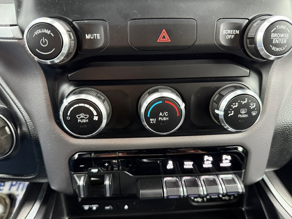 Used 2019 RAM 1500 Big Horn AWD/4WD image 26
