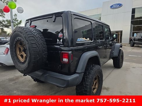 Used 2020 Jeep Wrangler Unlimited Sport S w/ Sun And Sound Package image 5