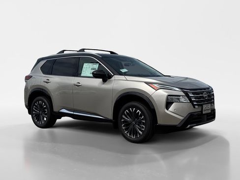 New 2026 Nissan Rogue Platinum AWD/4WD image 8