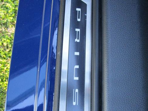 Used 2026 Toyota Prius Plug-In Hybrid image 21