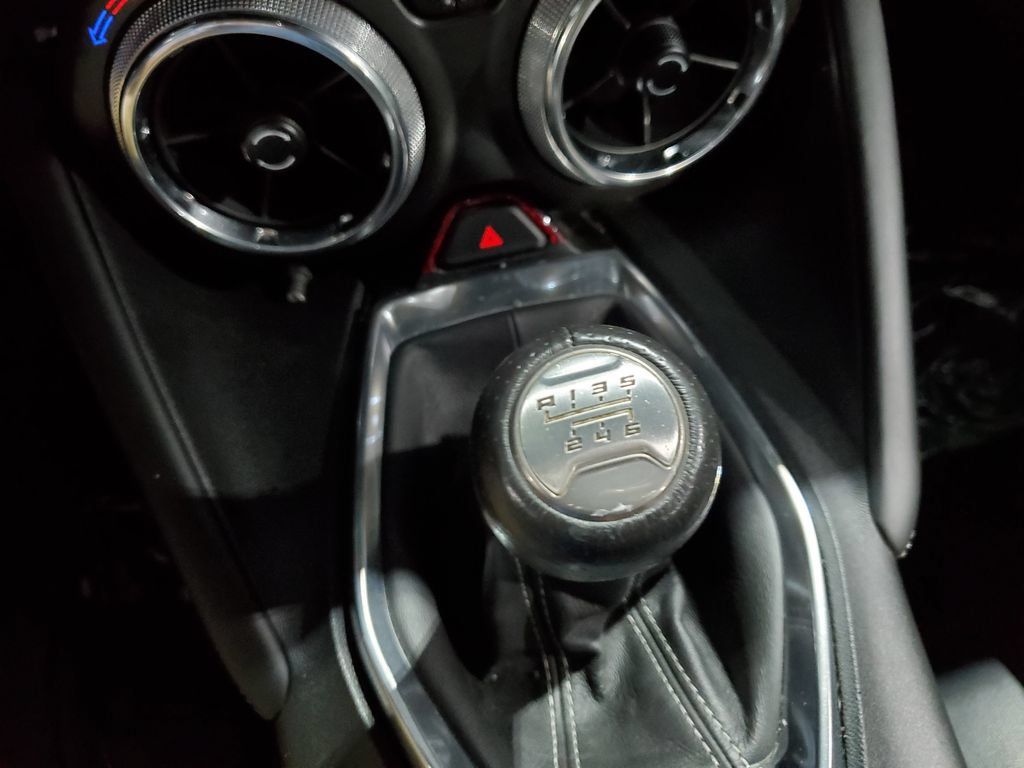 Used 2016 Chevrolet Camaro LT RWD image 28