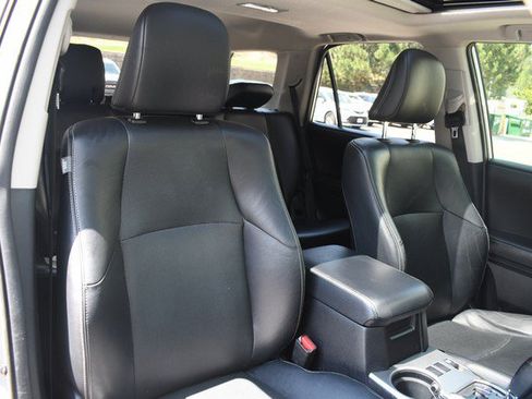 Used 2014 Toyota 4Runner Limited AWD/4WD image 27