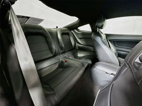 Used 2020 Ford Mustang GT Premium w/ GT Performance Package RWD image 19
