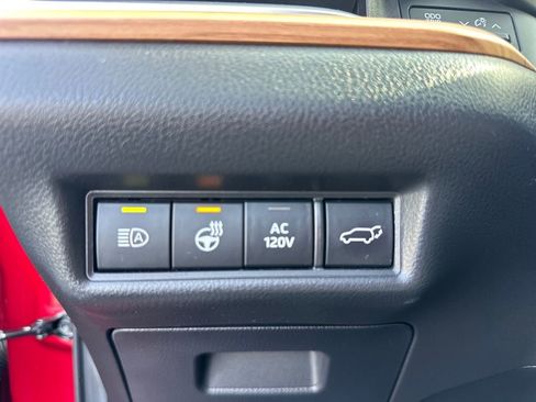 Used 2024 Toyota Grand Highlander XLE image 18