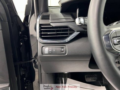 Used 2025 GMC Acadia Elevation FWD image 31