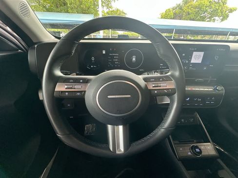 Used 2024 Hyundai Kona SEL w/ Convenience Package FWD image 15