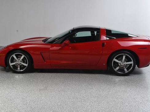Used 2008 Chevrolet Corvette Coupe w/ Preferred Equipment Group RWD image 3