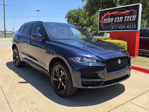 Used 2017 Jaguar F-PACE Premium AWD/4WD image 6