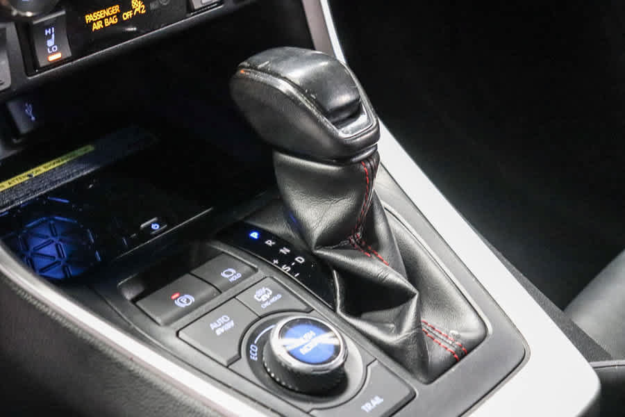 Used 2021 Toyota RAV4 XSE w/ Weather Package AWD/4WD image 20