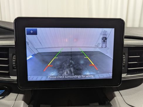 Used 2023 Ford Explorer XLT w/ Equipment Group 202A image 25