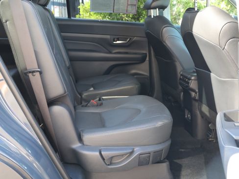 Certified 2024 Toyota Grand Highlander AWD image 22