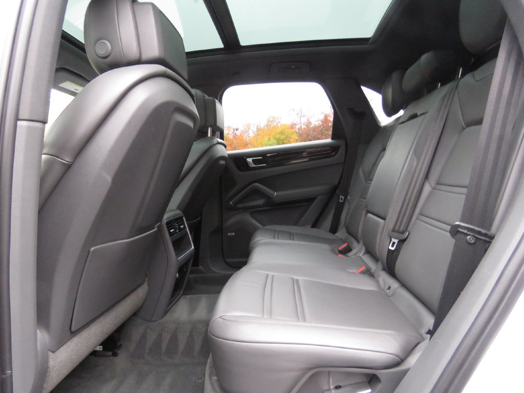 Used 2019 Porsche Cayenne S AWD/4WD image 20